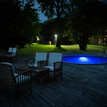 Farm stay Figlarnia Debnica Kaszubska